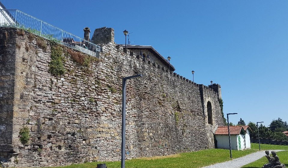 Castle of Gazteluzar, Spain